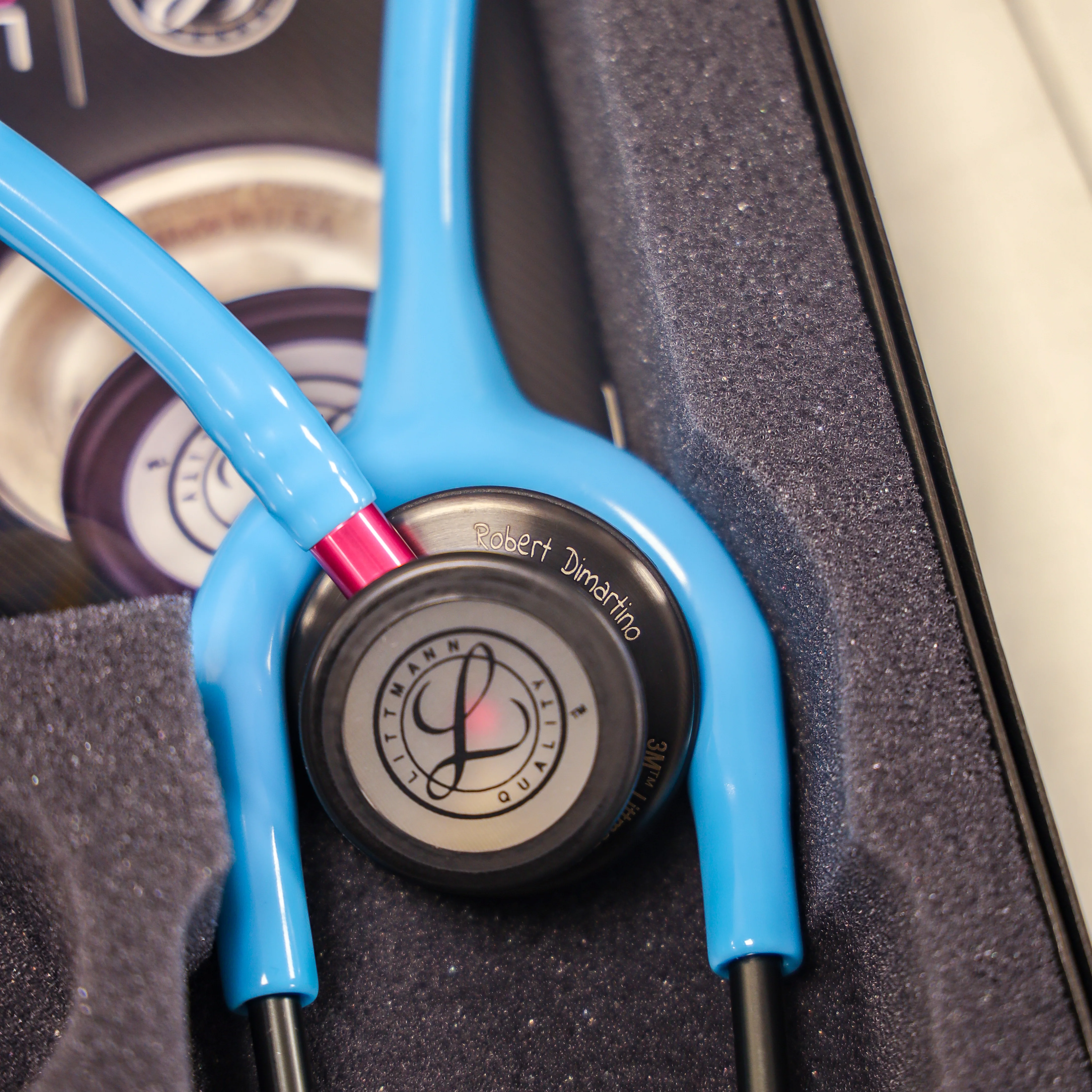 Littmann Classic III Monitoring Stethoscope: Smoke & Turquoise - Pink Stem 5872 - Image 9